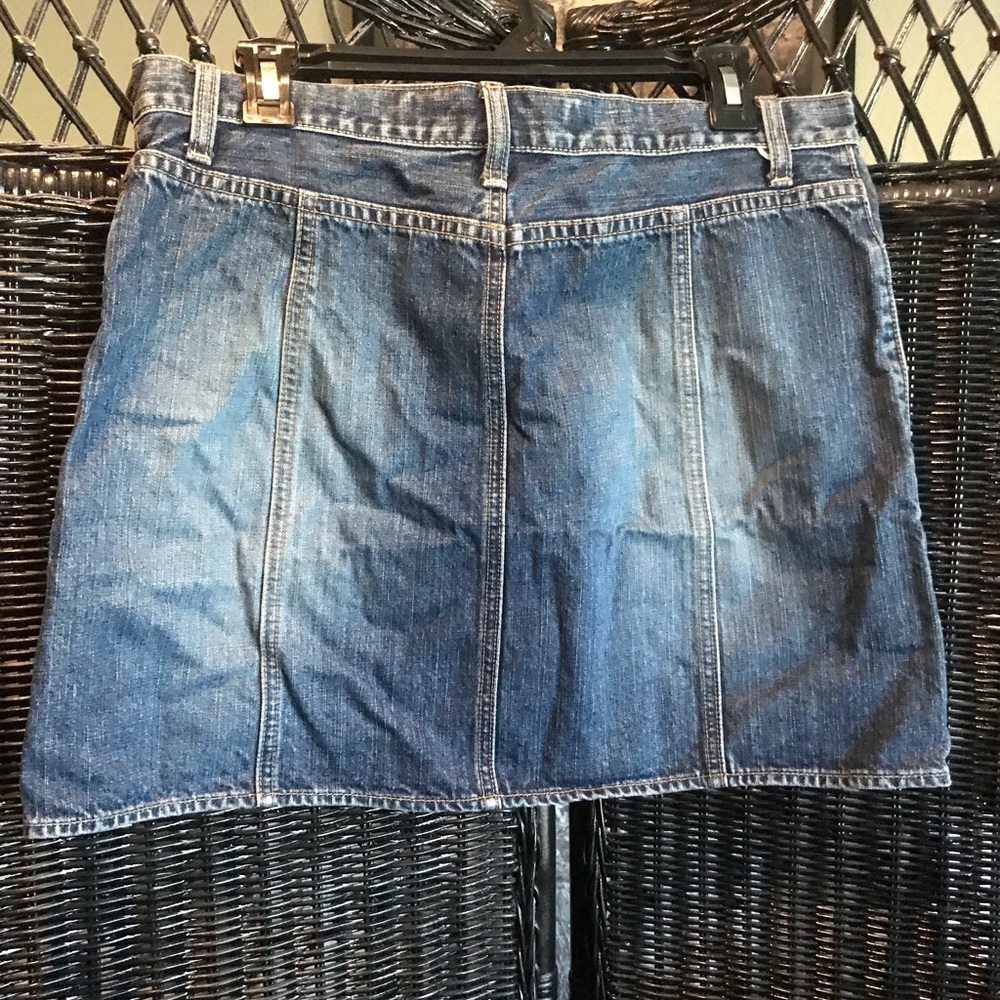 Guess: jean skirt